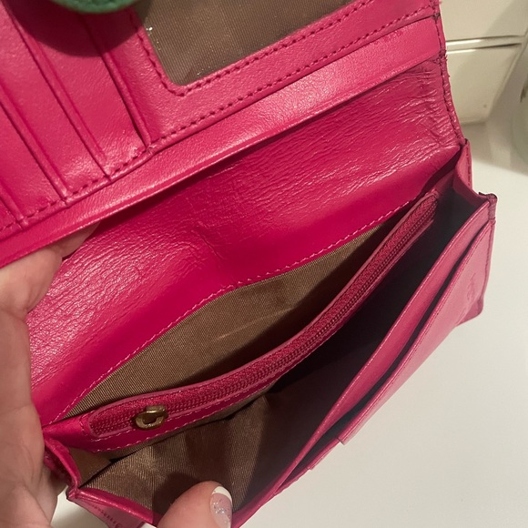 Valentino Rudy Croc Embossed long Bifold wallet UC - Picture 9 of 13